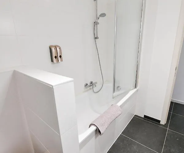 Les Cerisiers - Cosy Au Centre De